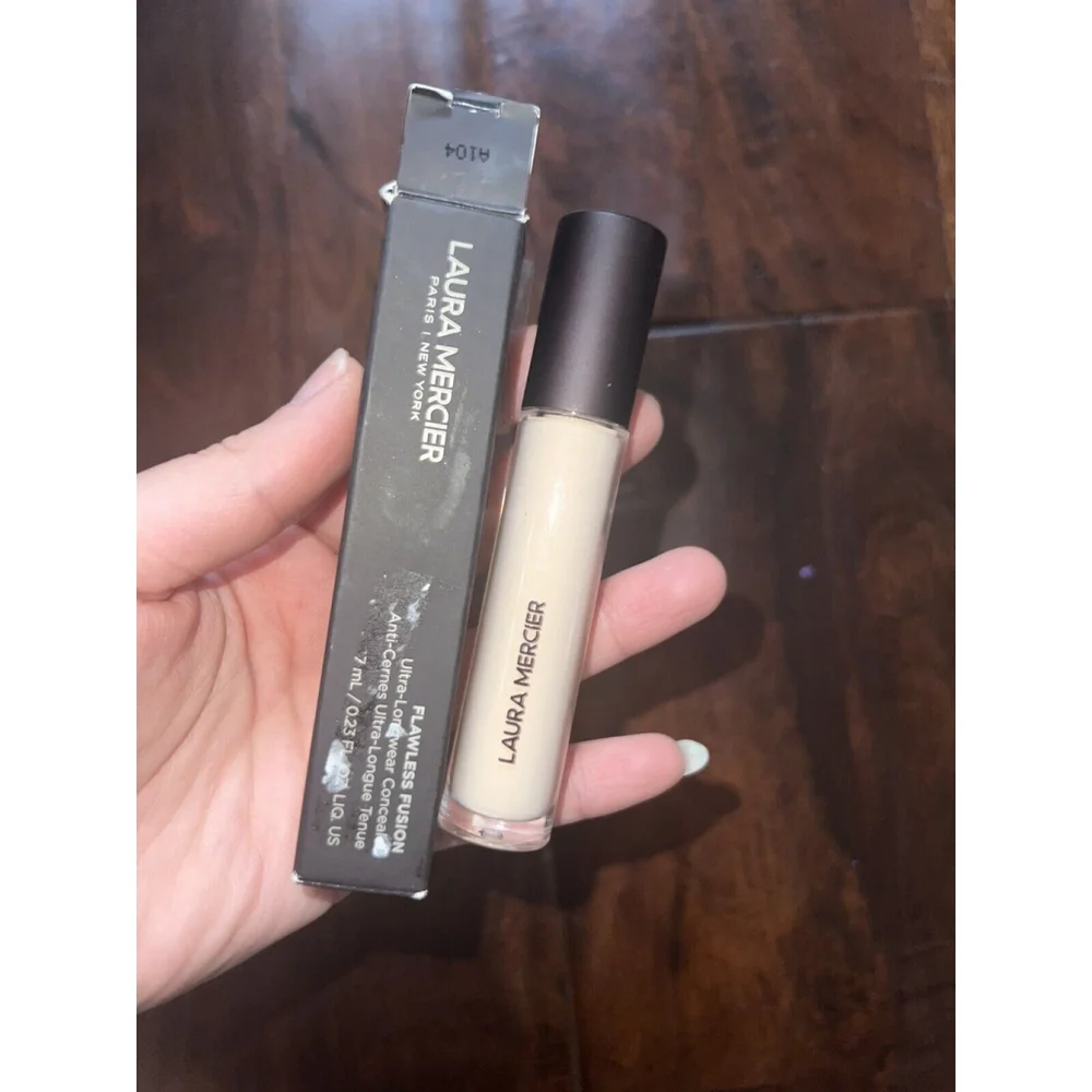 LAURA MERCIER FLAWLESS FUSION ULTRA-LONG WEAR CONCEALER 1W - 0.23 OZ BOXED